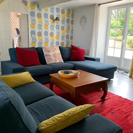 Longere Bord De Avec Grand Jardin Fleuri Dom wakacyjny *