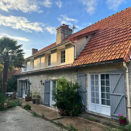 Longere Bord De Avec Grand Jardin Fleuri Géfosse-Fontenay